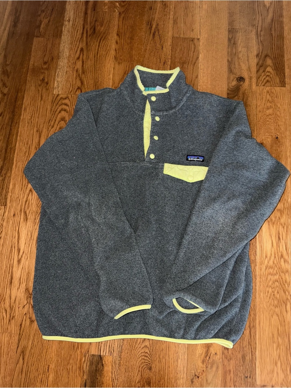 Patagonia Synchilla Gray Fleece Pullover with Lime Green/Yellow Trim